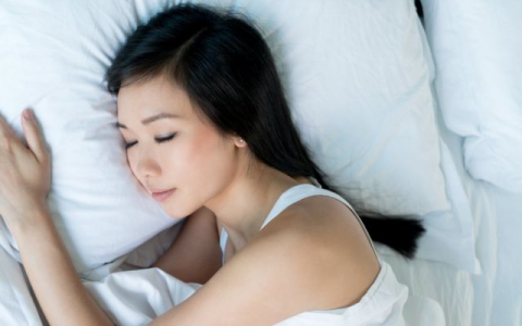 每天睡多久才算睡够了 如何自测你的睡眠质量是否达标