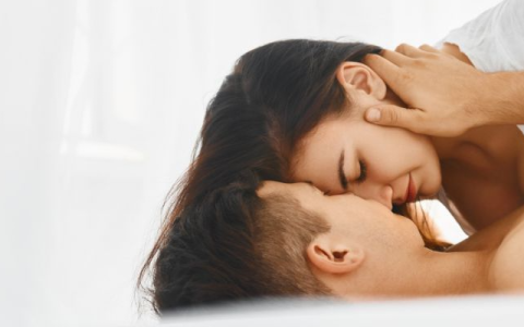 夫妻“运动”是早上好还是晚上好 坚持多长时间合适