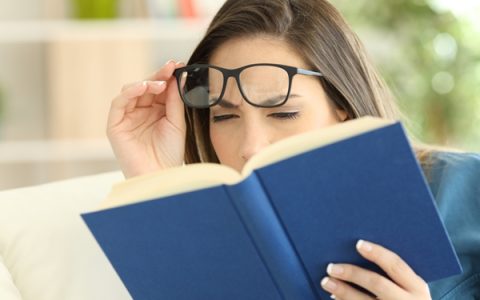 眼睛模糊是什么情况，视力突然变差先排查这些原因