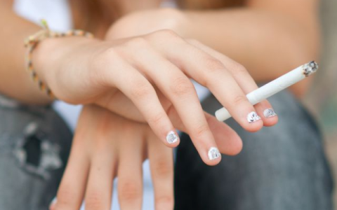 抽烟的人应该如何清肺 可以多吃什么食物