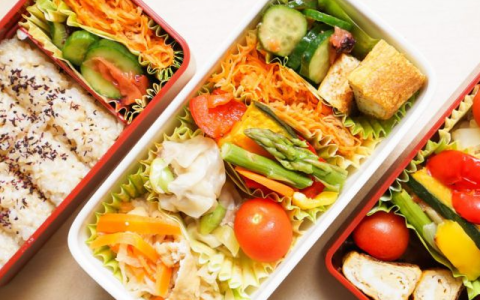 午餐吃哪些食物比较营养 午餐营养食谱大全